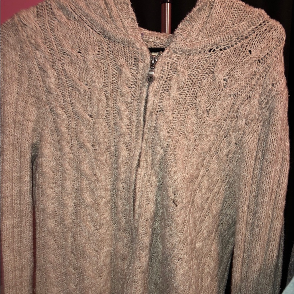 Perfect zip-up sweater